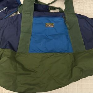 LL bean adventure duffle bag L green blue